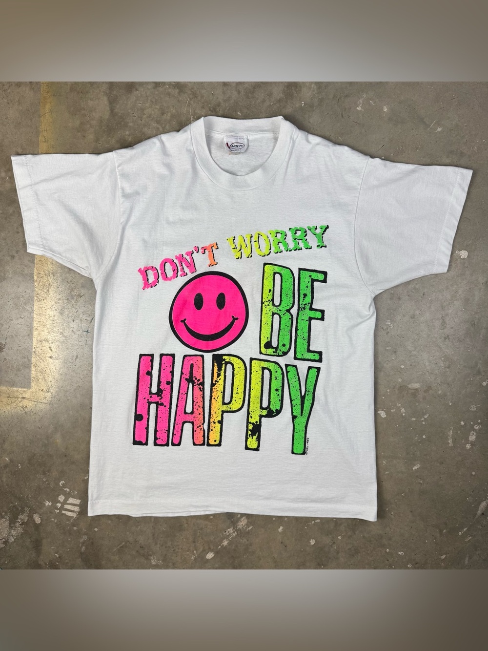 Vintage Smiley Face T-Shirt Sz Large Don't Worry Be Happy Rave Neon Graphic Tee